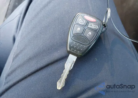 2013 Chrysler 200 Limited z USA, uszkodzony, nr VIN 1C3CCBCG5DN526193